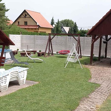 Holiday Home In Balatonmariafuerdo 19426 Zewnętrze zdjęcie